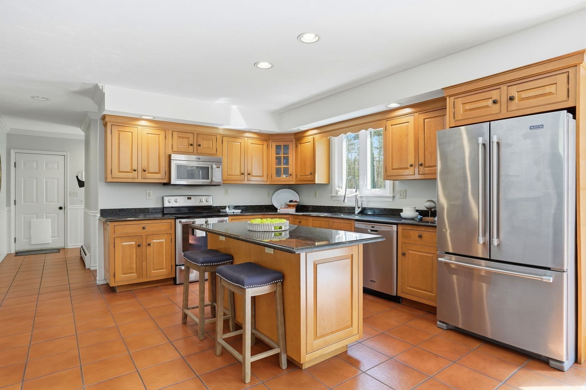 Single Family Residence at 62 Forest St, Duxbury MA 02332, photo 4 of 40