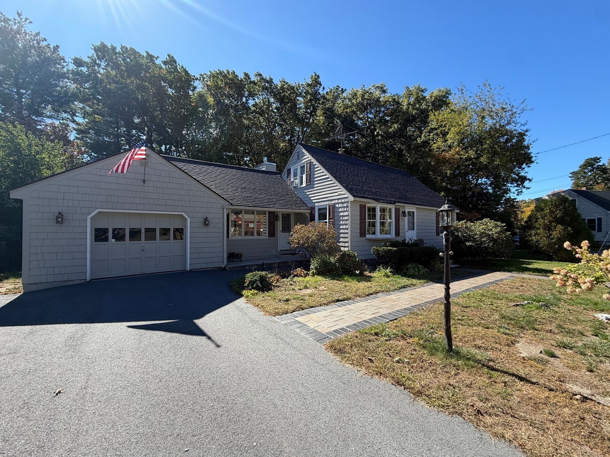 Single Family Residence at 84 Nancy Ave, Dracut MA 01826, photo 2 of 40