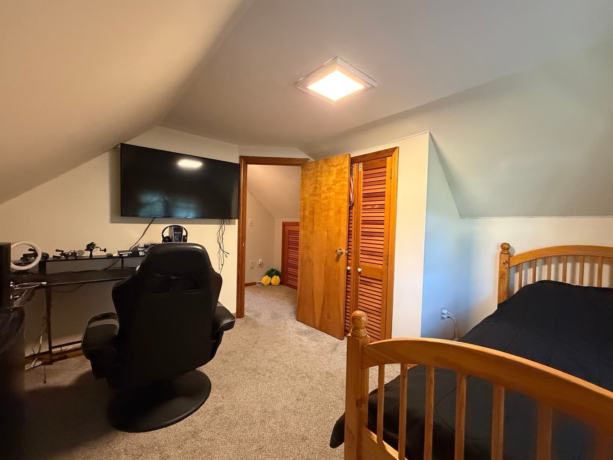 Single Family Residence at 84 Nancy Ave, Dracut MA 01826, photo 18 of 40