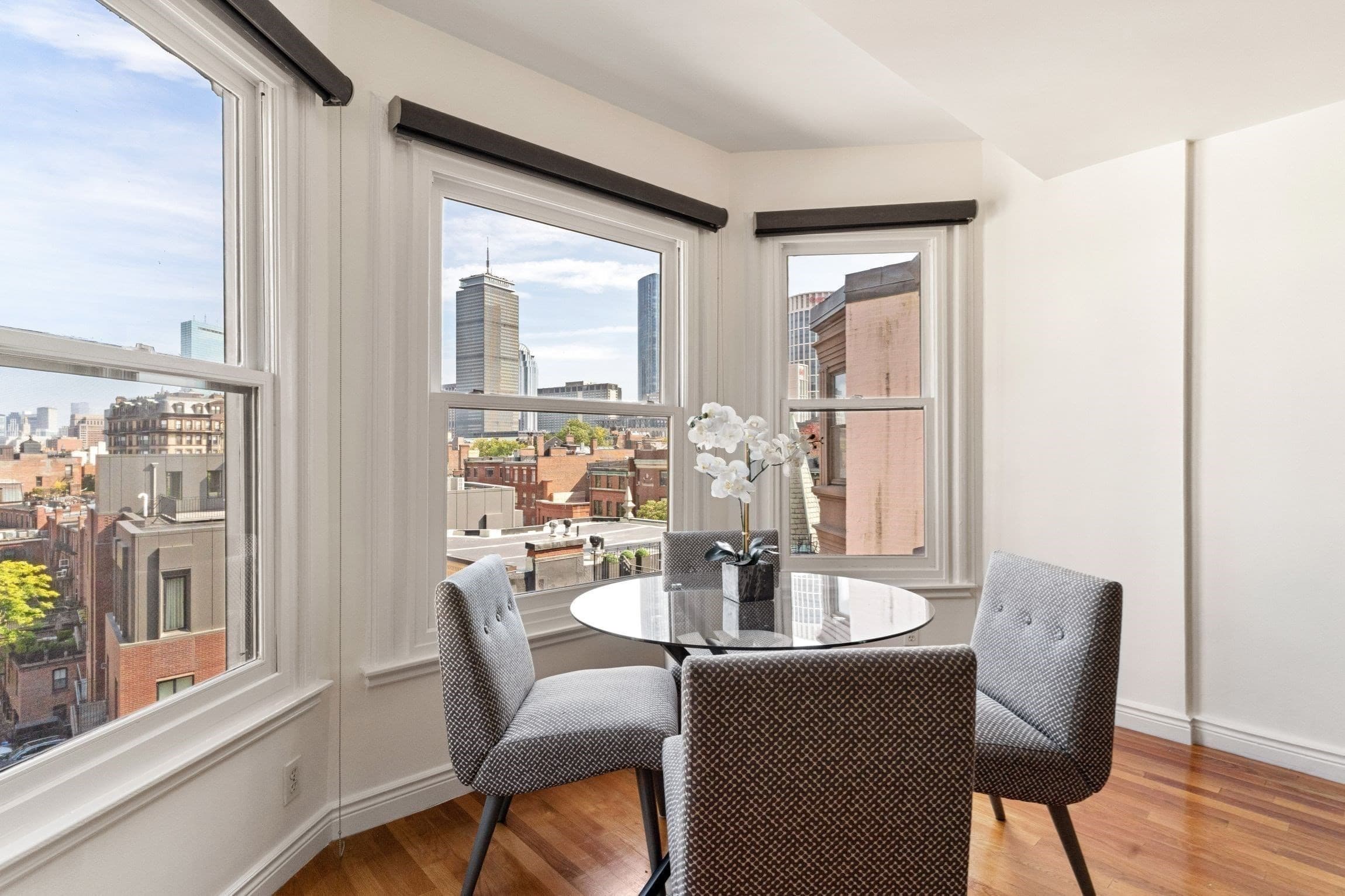 4 Charlesgate E # 708, Boston MA 02215
