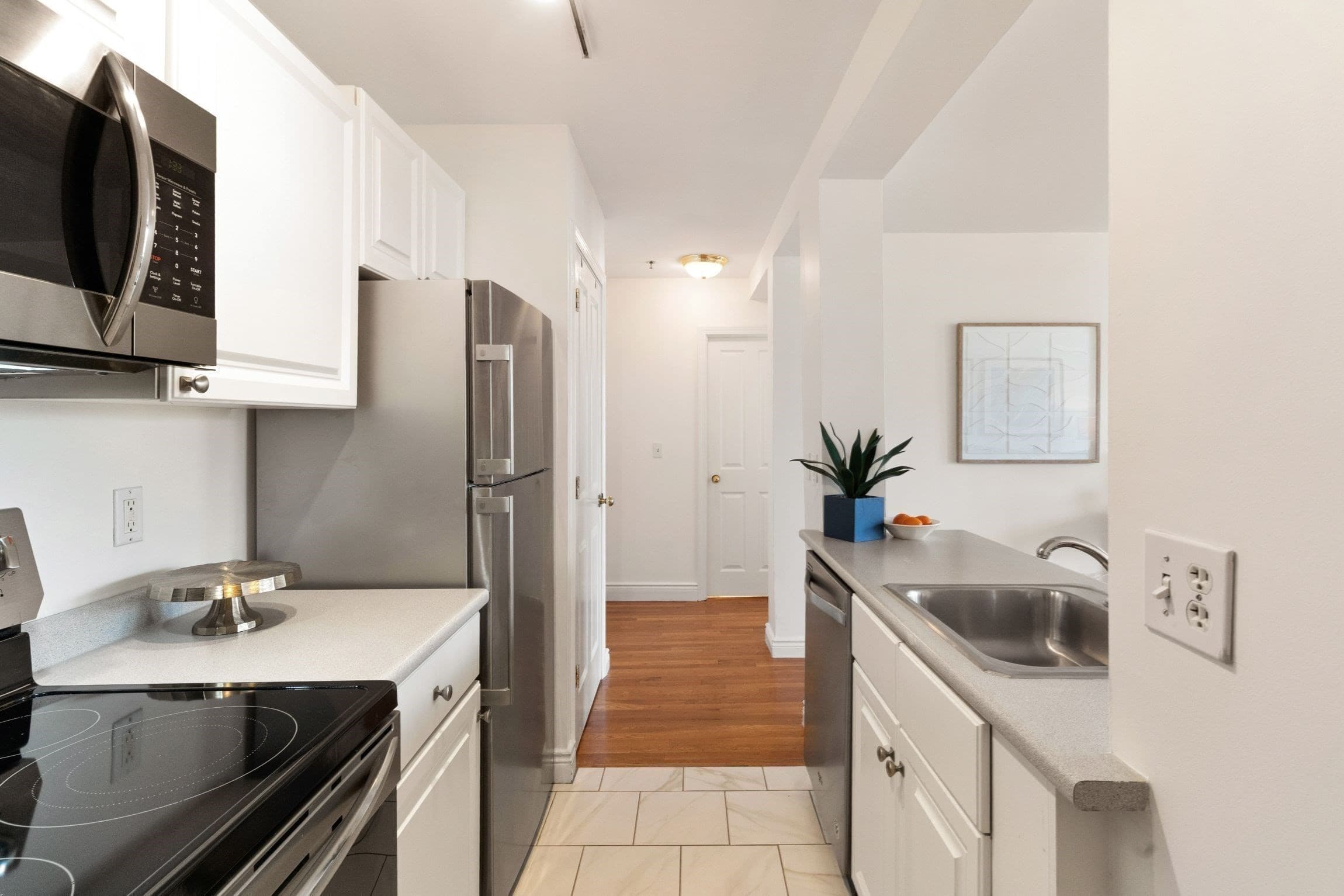 Condominium at 4 Charlesgate E # 708, Boston MA 02215, Boston, photo 10 of 31