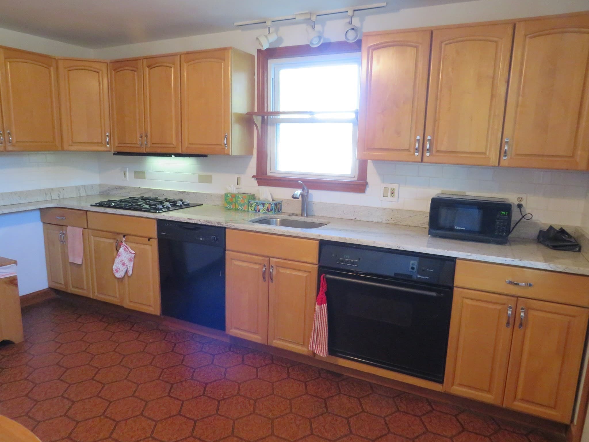 Single Family Residence at 4 Paul Street, Canton MA 02021, Canton, photo 9 of 31