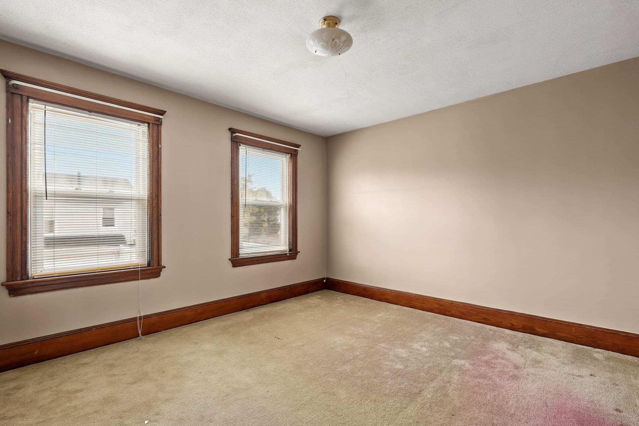 2 Family - 2 Units Up/Down at 31-33 Pearl Street, Quincy MA 02169, photo 31 of 40