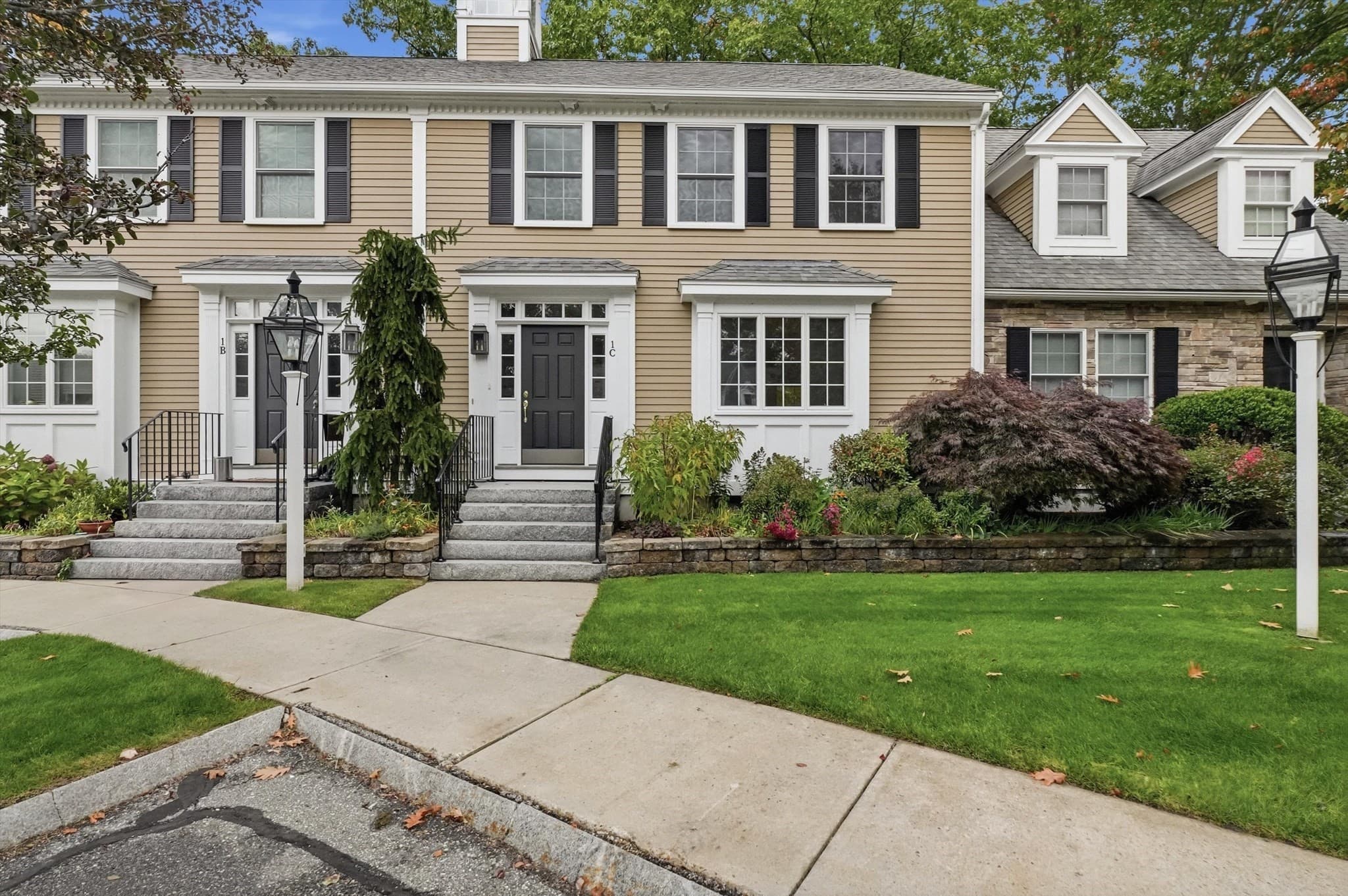 Condominium at 1 Derby Ln # C, Salisbury MA 01952, photo 2 of 36
