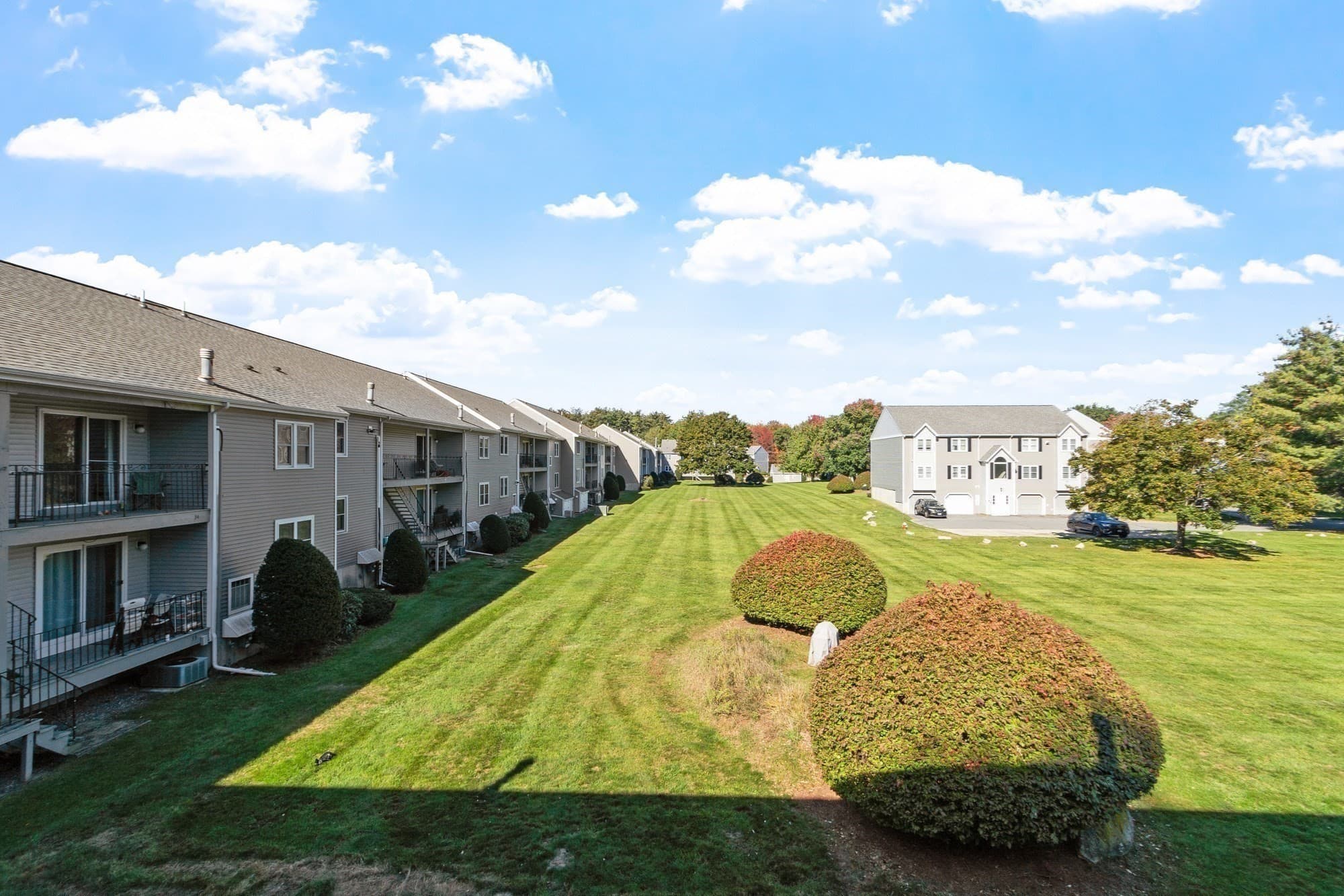 Condominium at 74 Tennis Plaza Rd # 40, Dracut MA 01826, Dracut, photo 22 of 27