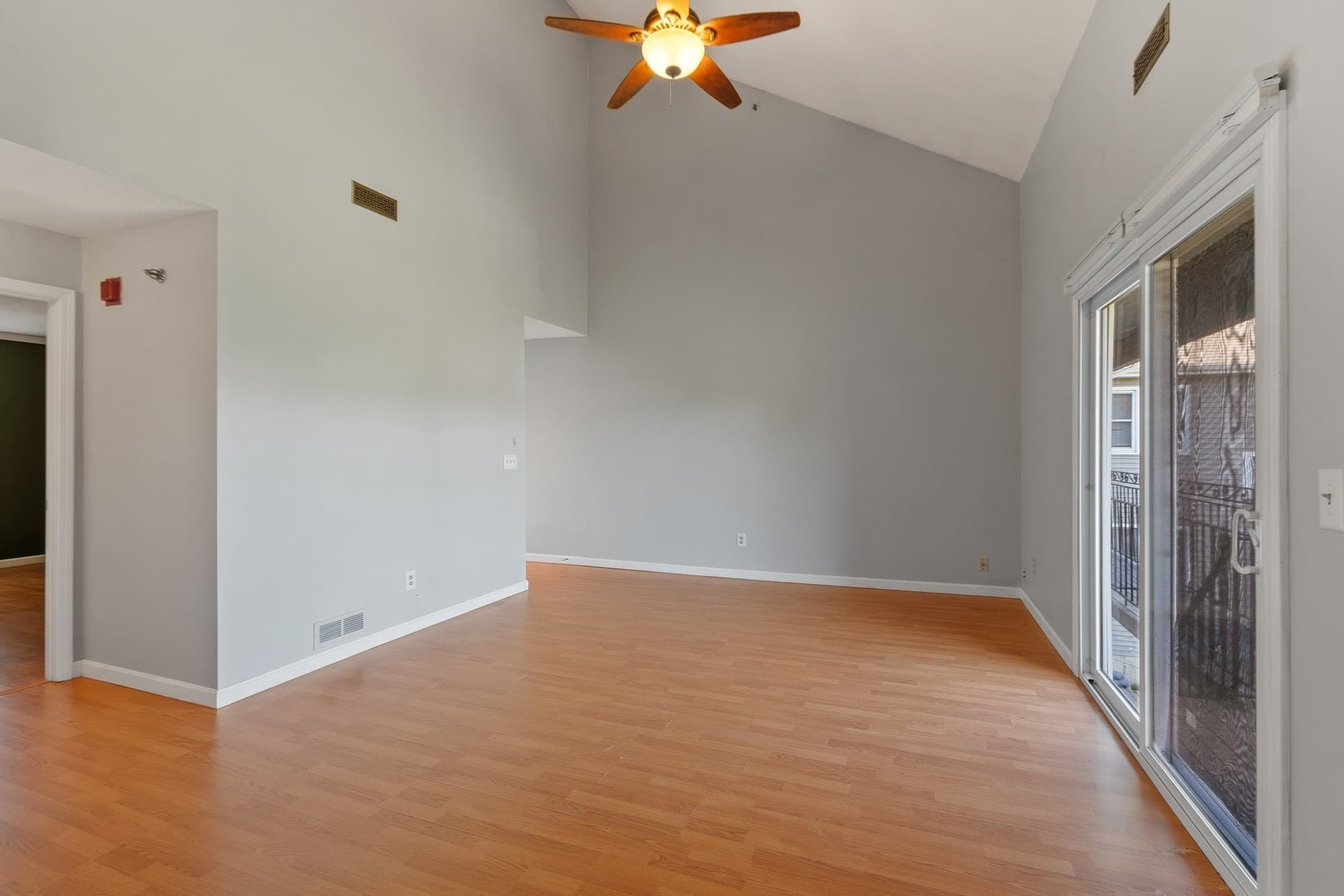 Condominium at 74 Tennis Plaza Rd # 40, Dracut MA 01826, Dracut, photo 5 of 27