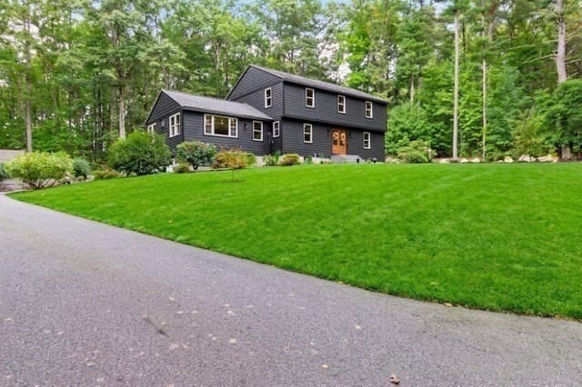 Single Family Residence at 16 Wedgewood Rd, Stow MA 01775, photo 2 of 40