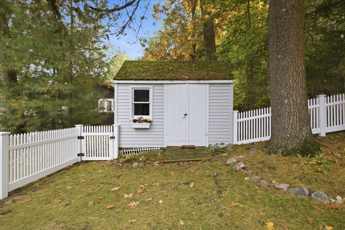 Single Family Residence at 150 Scott Circle, Dedham MA 02026, photo 28 of 33