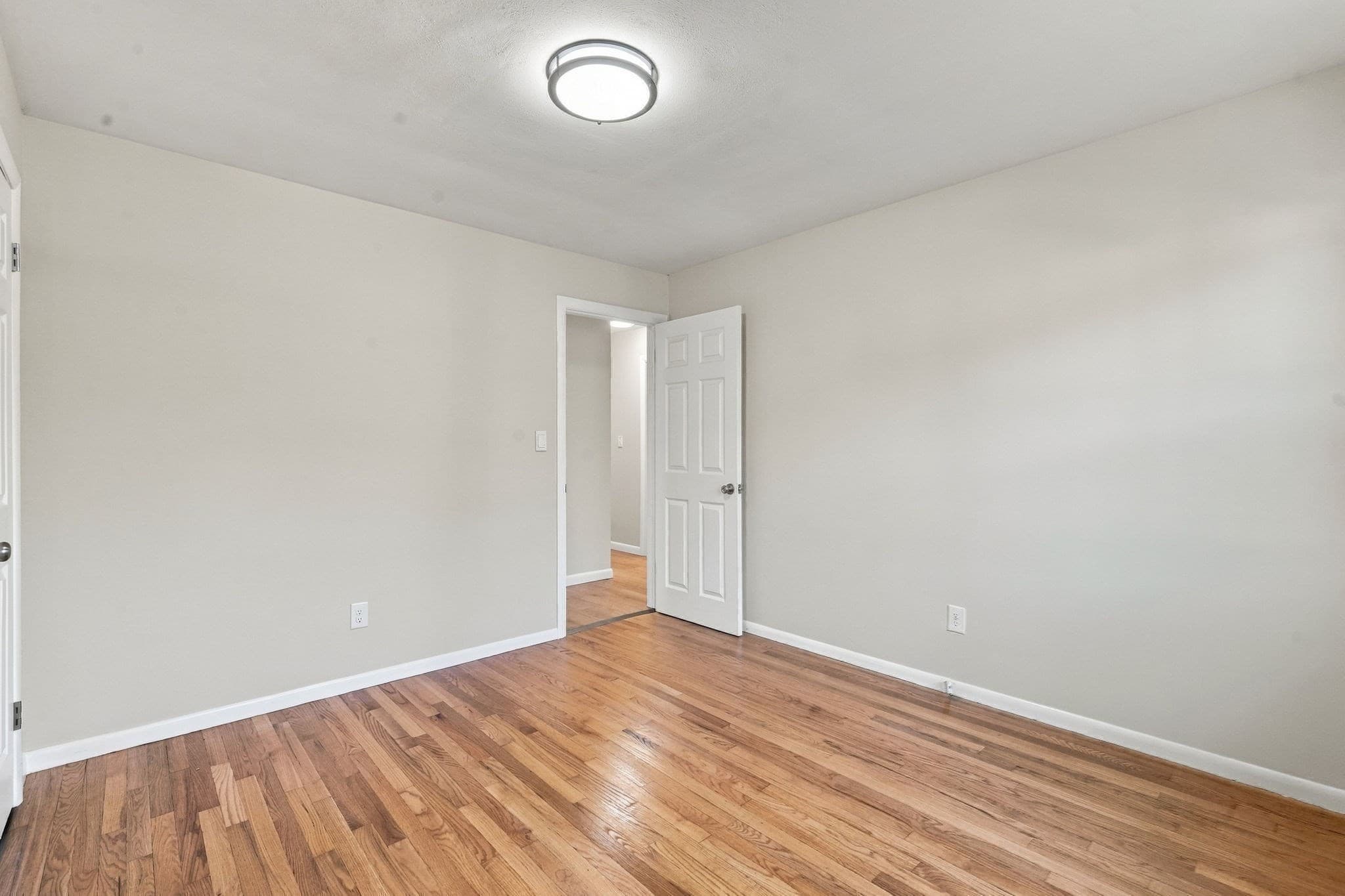 Single Family Residence at 119 Clarendon Ave, Chicopee MA 01013, photo 26 of 33