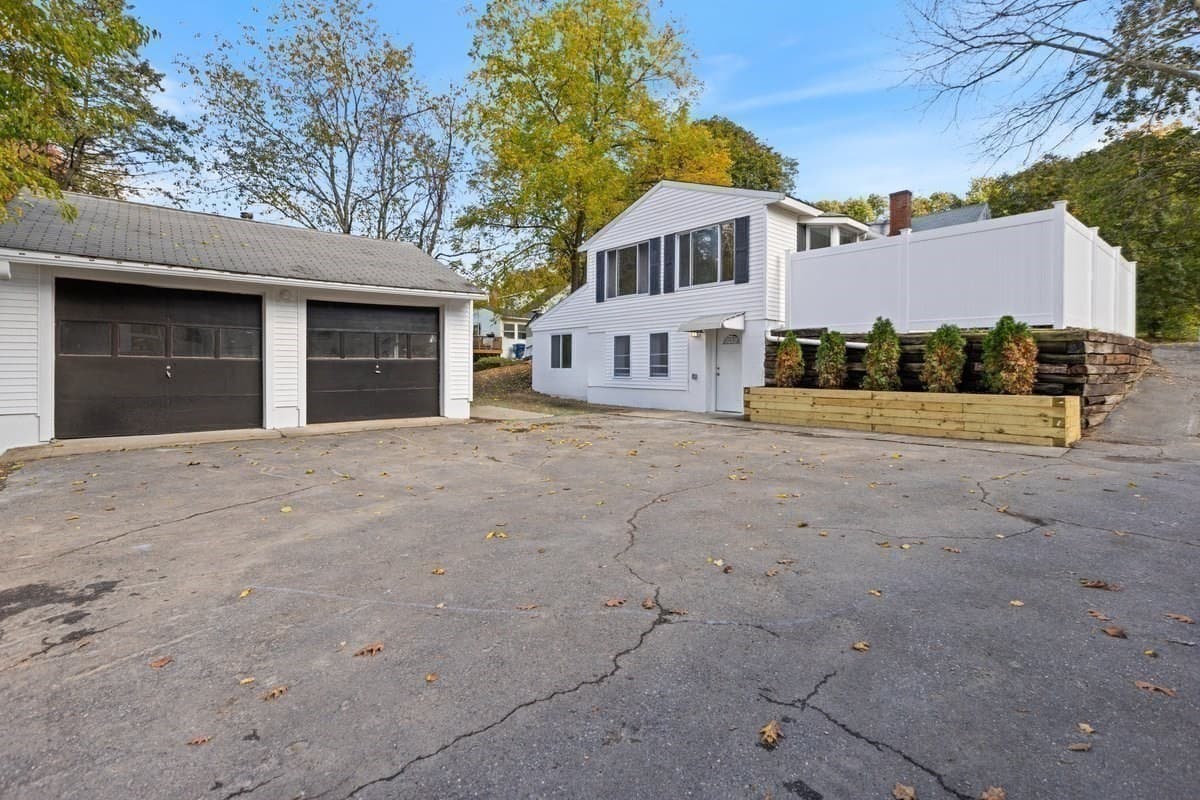 Single Family Residence at 39 Forest St, Danvers MA 01923, Danvers, photo 27 of 37