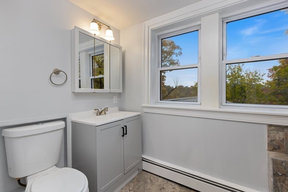 Single Family Residence at 39 Forest St, Danvers MA 01923, Danvers, photo 9 of 37