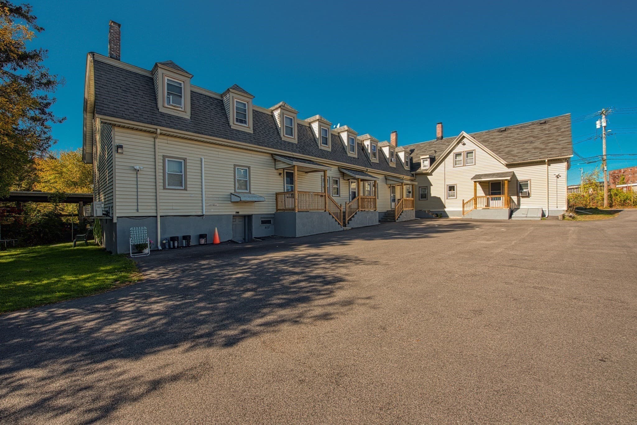 5-9 Family at 426 Whittenton Street, Taunton MA 02780, Taunton, photo 2 of 25