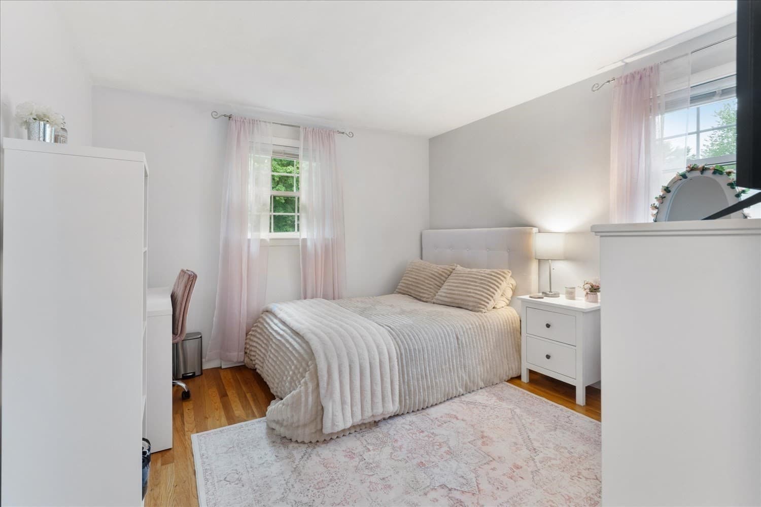 Single Family Residence at 15 Parliament Dr, Franklin MA 02038, Franklin, photo 22 of 41