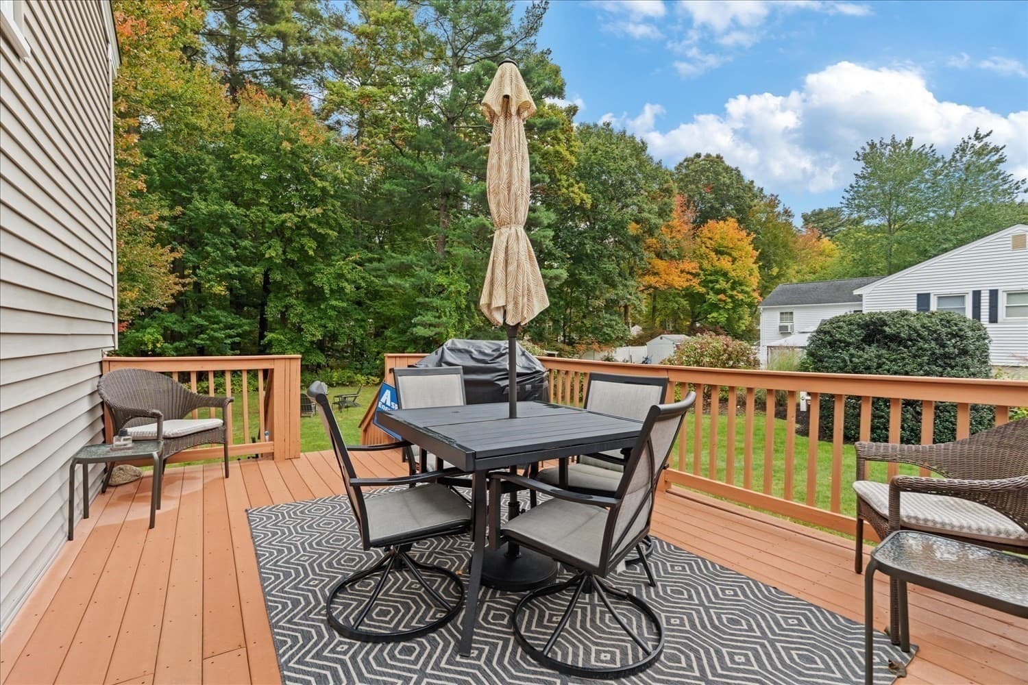 Single Family Residence at 15 Parliament Dr, Franklin MA 02038, Franklin, photo 30 of 41