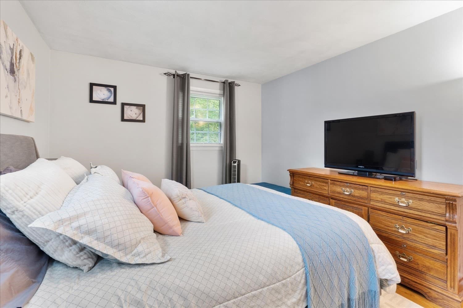 Single Family Residence at 15 Parliament Dr, Franklin MA 02038, Franklin, photo 18 of 41
