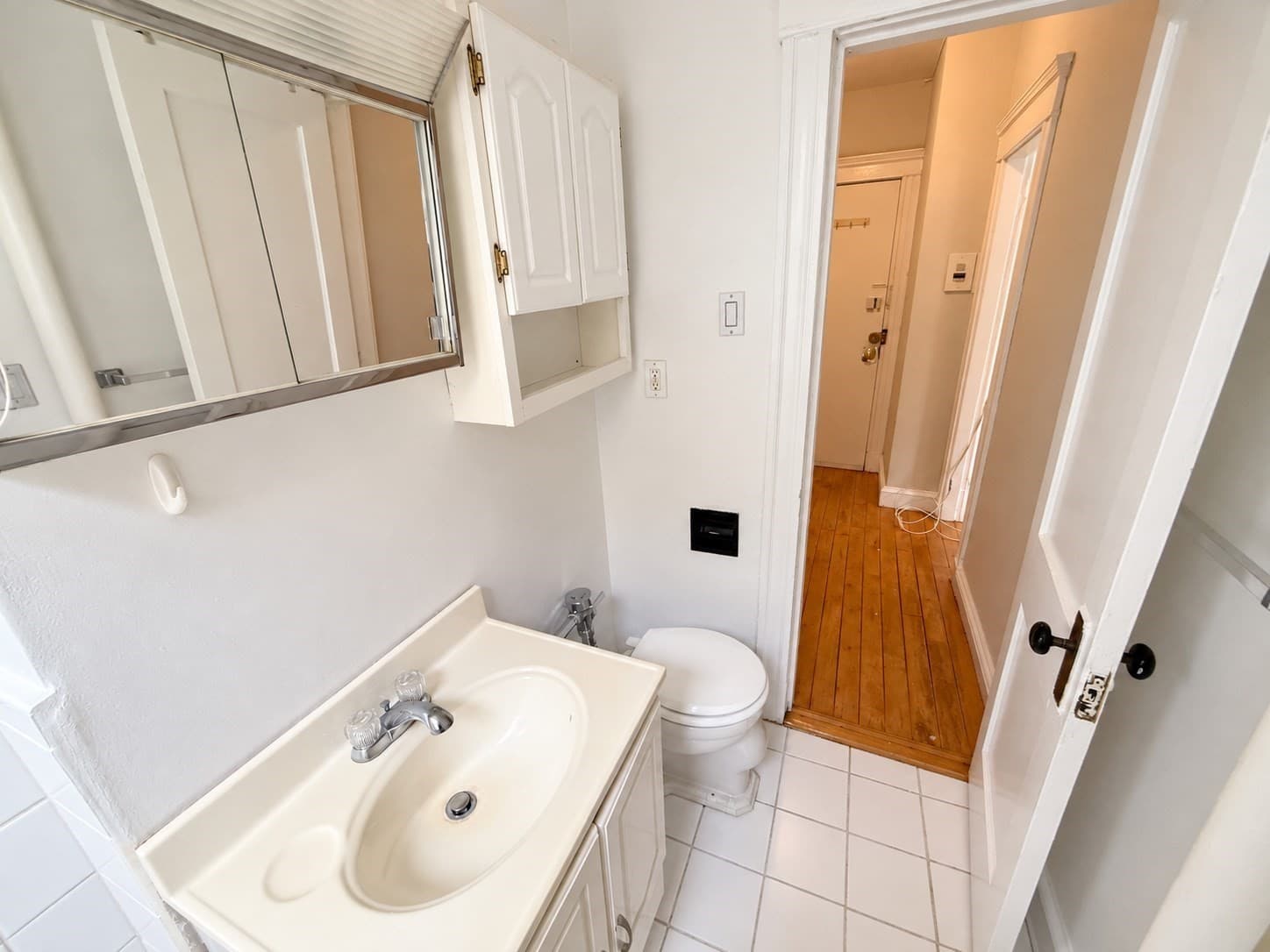 Condominium at 64 Queensberry # 114, Boston MA 02215, Boston, photo 16 of 22