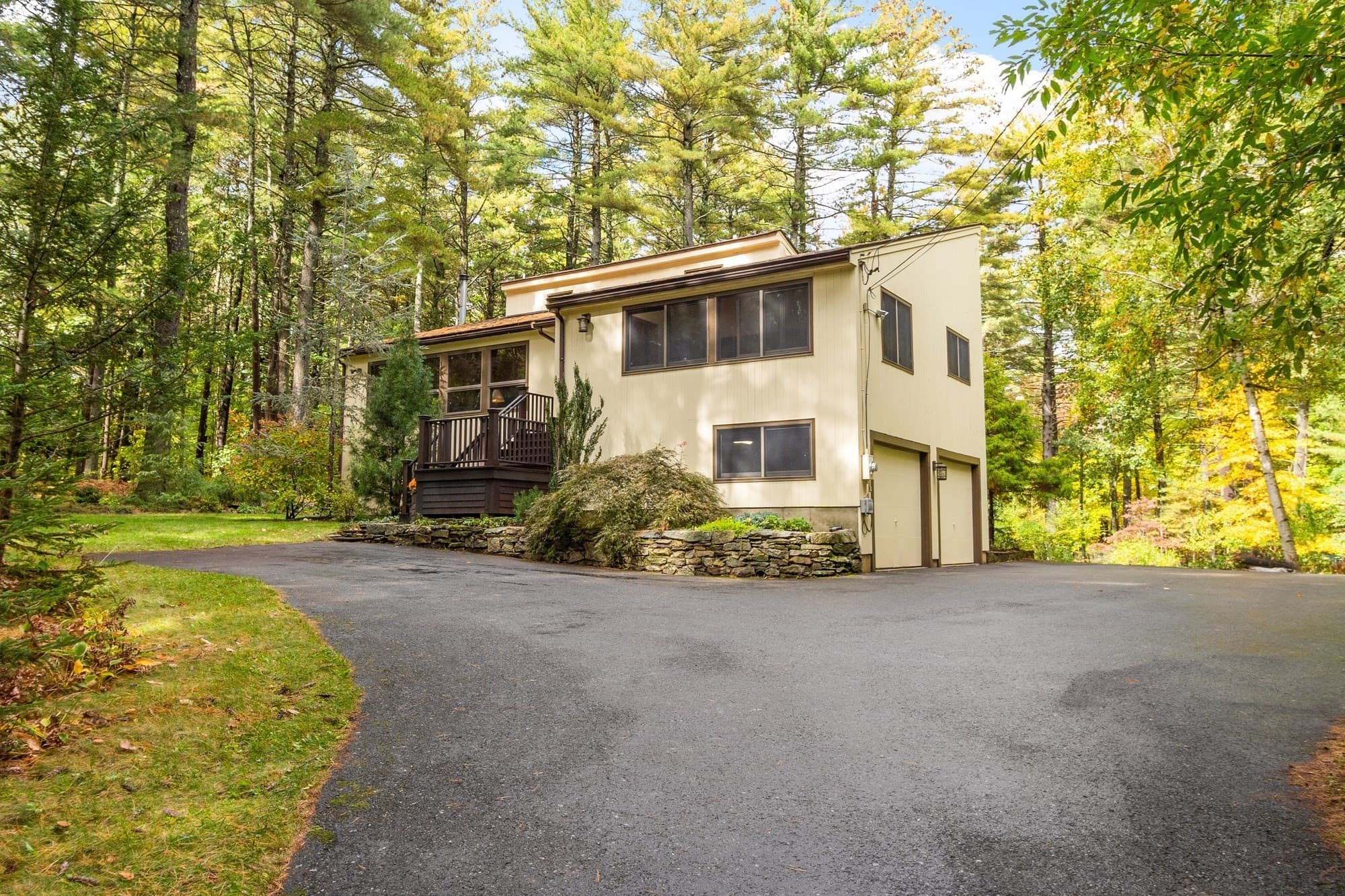 68 Lancaster County Rd, Harvard MA 01451