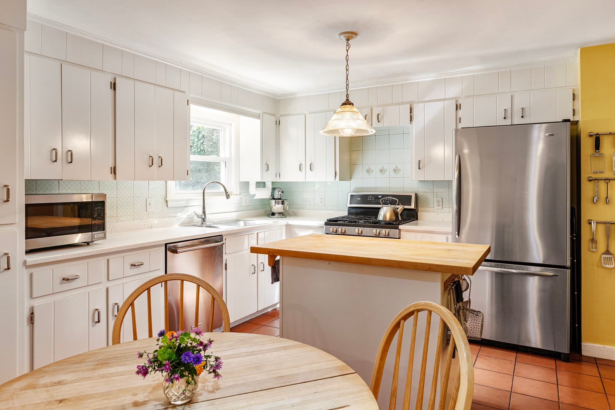 Single Family Residence at 23 Teresa Rd, Hopkinton MA 01748, photo 13 of 41