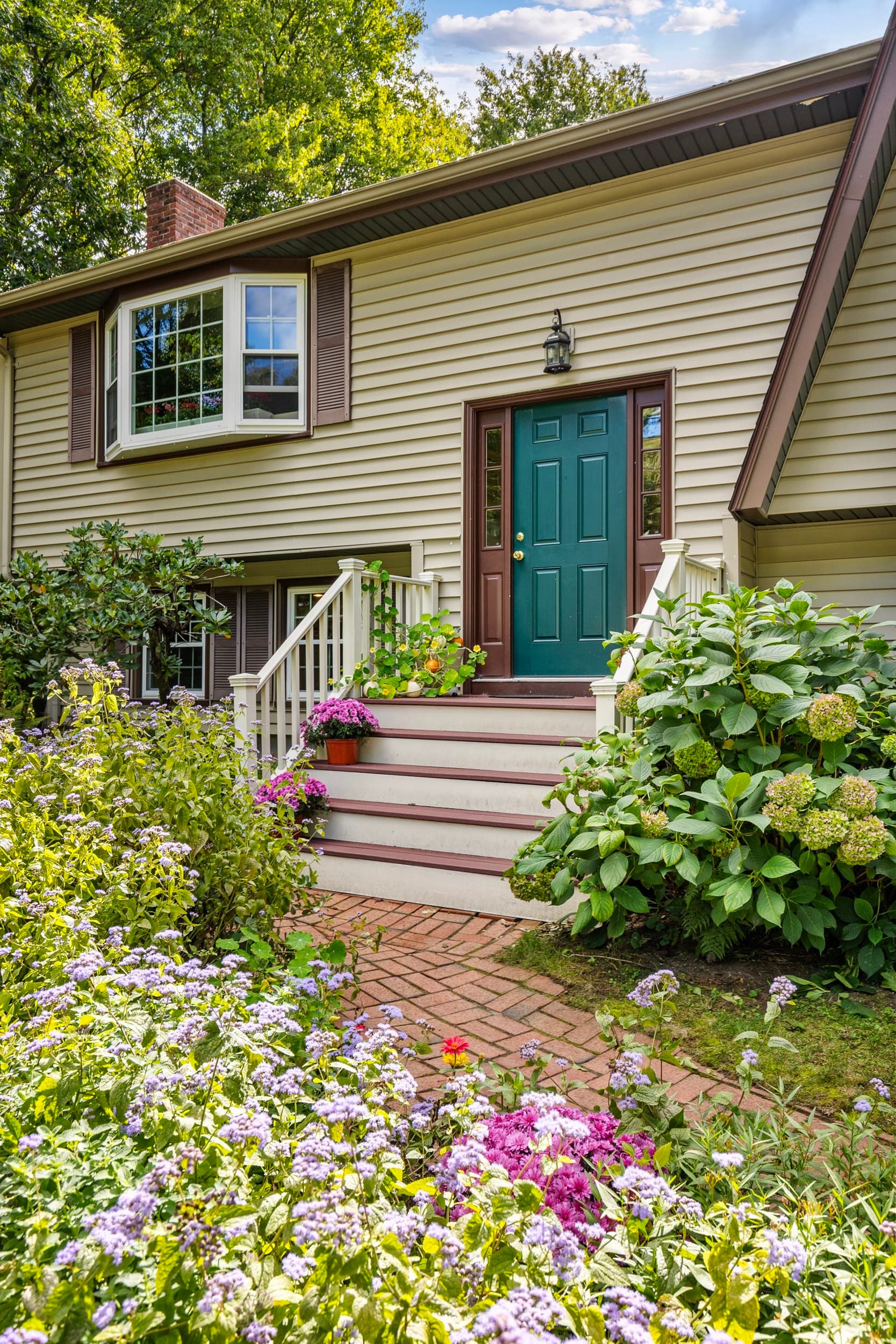 Single Family Residence at 23 Teresa Rd, Hopkinton MA 01748, photo 5 of 41