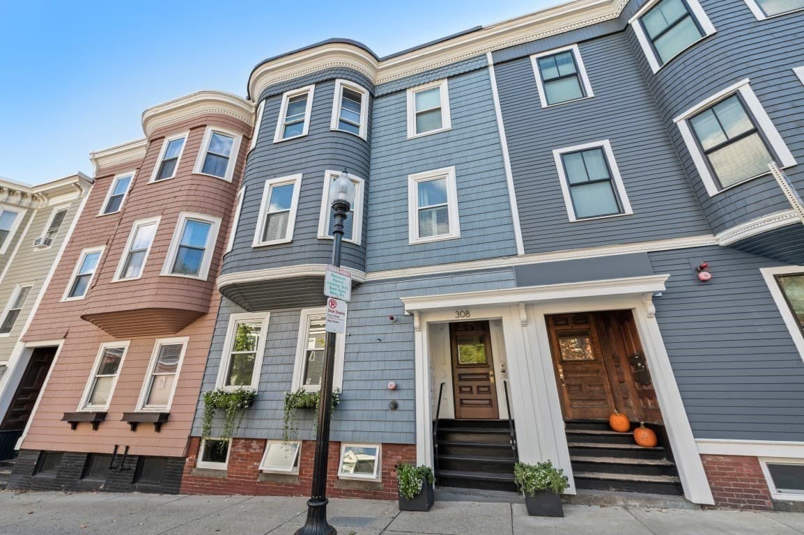 308 Bunker Hill St # 2, Boston MA 02129
