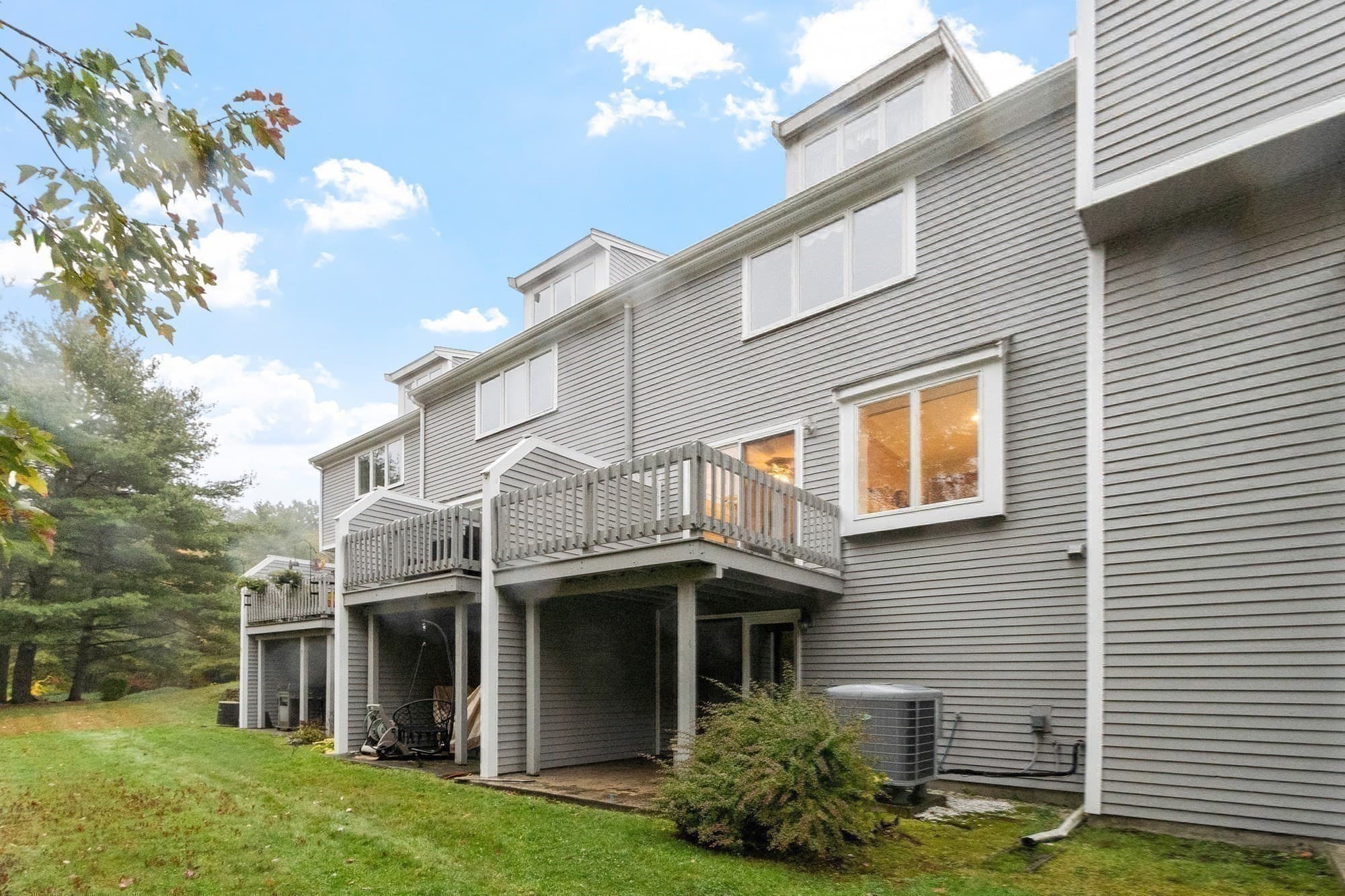 Condominium at 4302 Deerfield Circle # 4302, Peabody MA 01960, photo 28 of 34