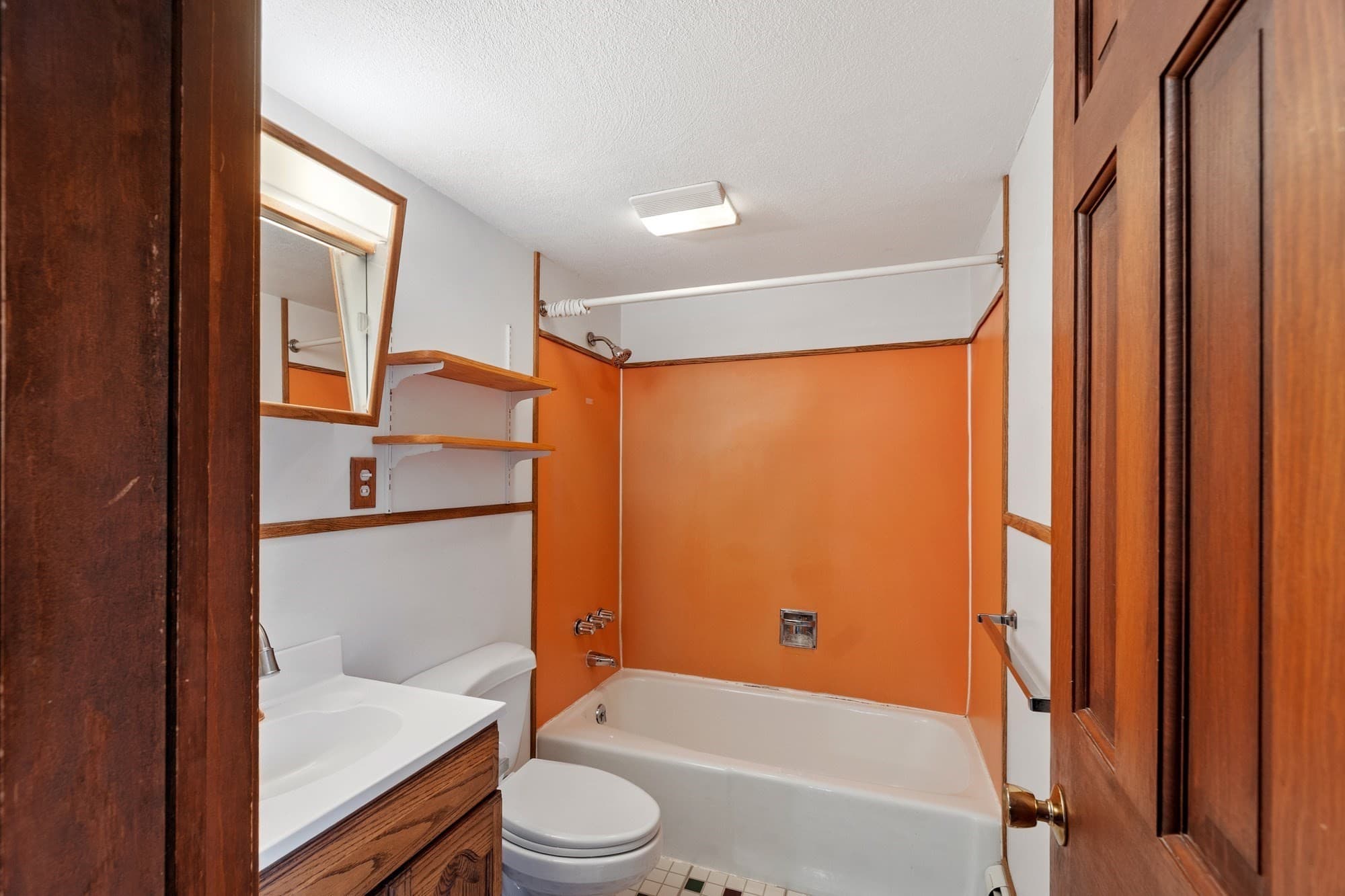 Single Family Residence at 22 Doral Dr, Chelmsford MA 01863, Chelmsford, photo 22 of 39