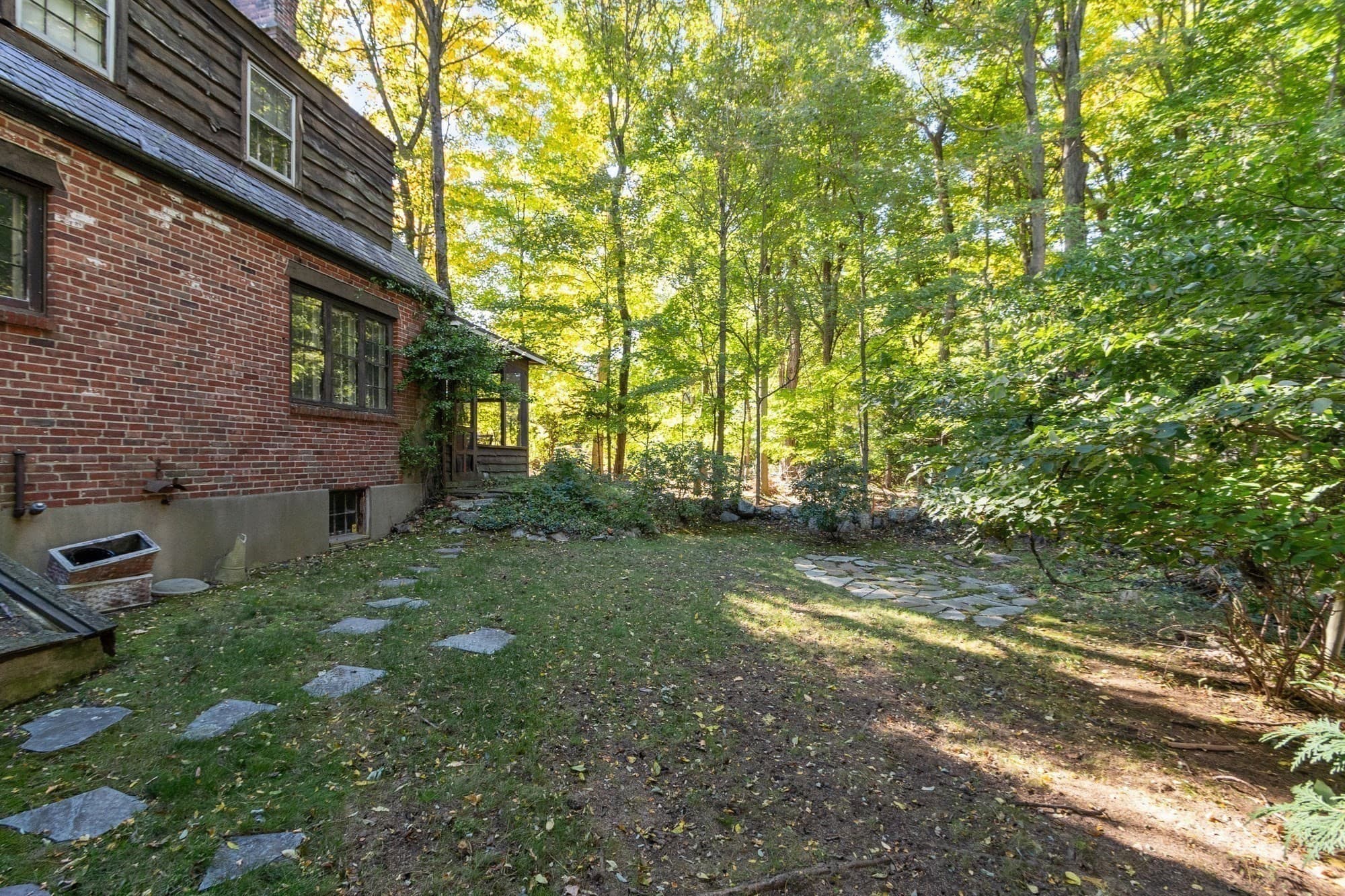 Single Family Residence at 33 Kenmore Rd, Belmont MA 02478, Belmont, photo 9 of 10