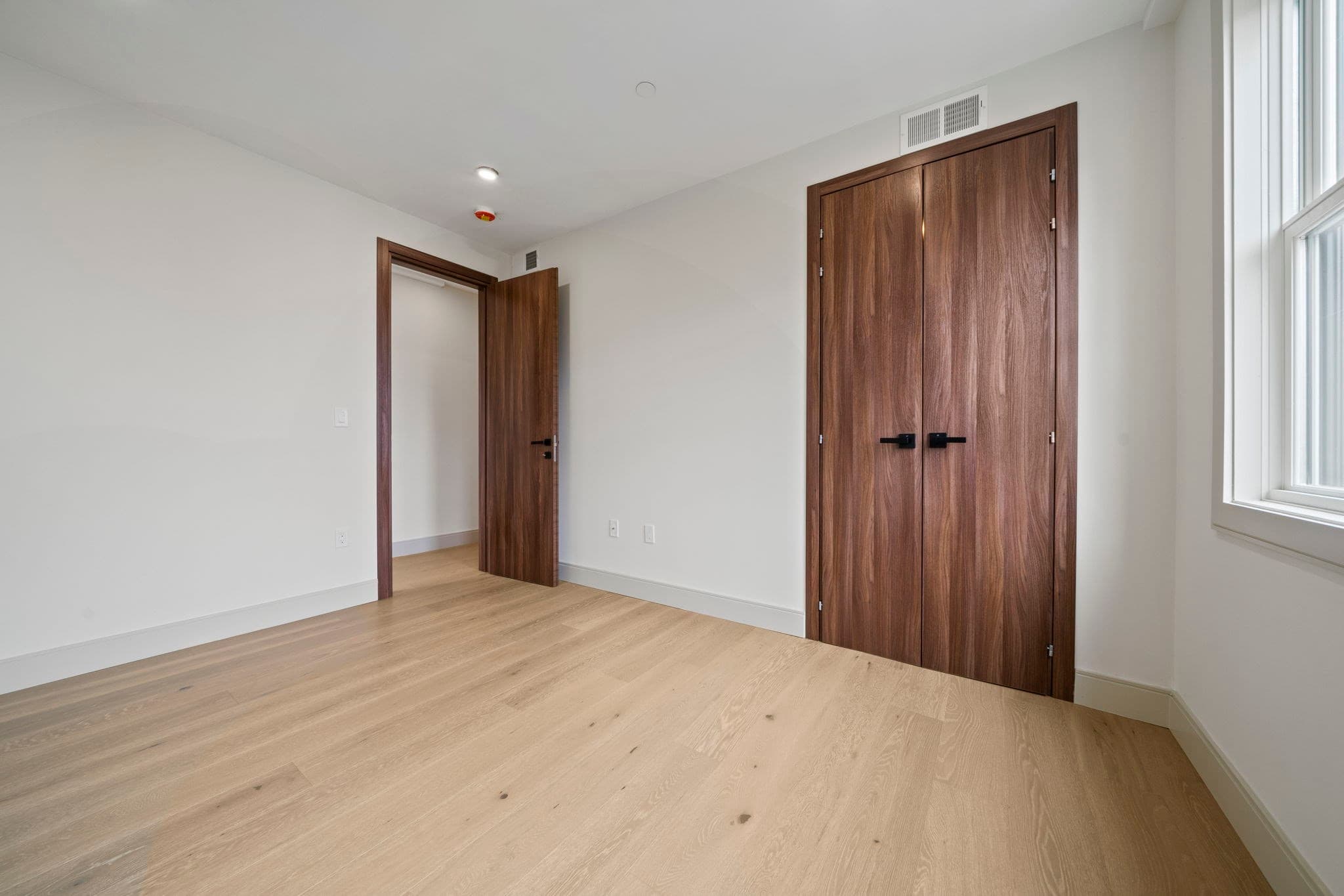 Condominium at 273 Havre # 1, Boston MA 02128, Boston, photo 10 of 12