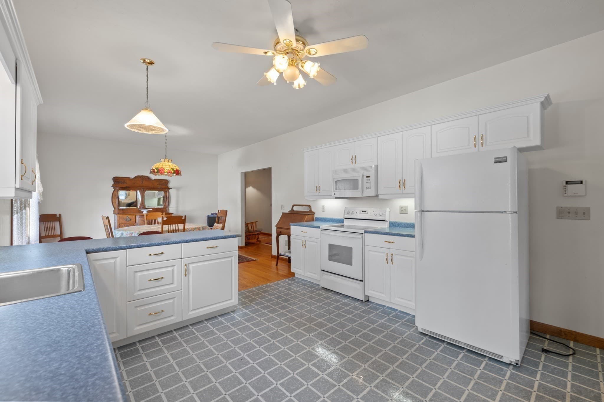 Single Family Residence at 2 Tick Tock Way, East Bridgewater MA 02333, photo 7 of 42