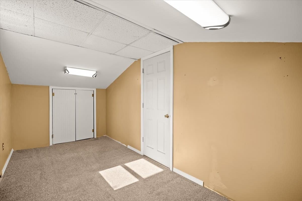Single Family Residence at 58 Briarwood Dr, Taunton MA 02780, Taunton, photo 38 of 42