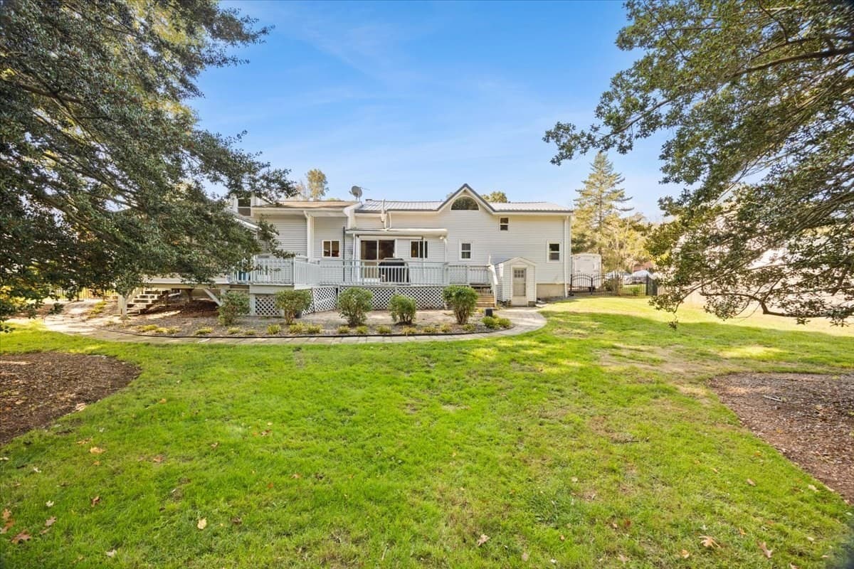 Single Family Residence at 58 Briarwood Dr, Taunton MA 02780, Taunton, photo 41 of 42