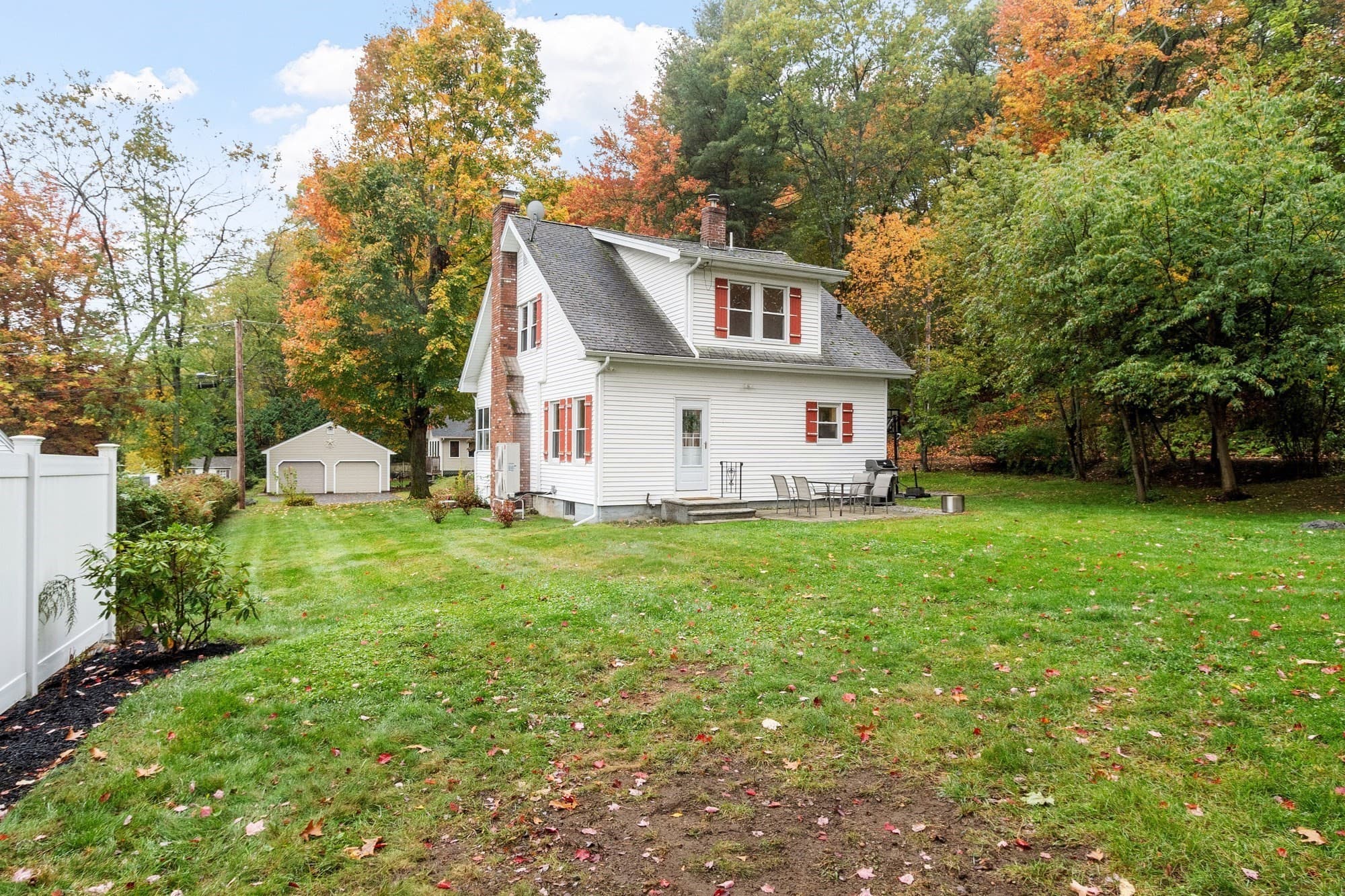 Single Family Residence at 24 Dewey Ave, Boylston MA 01505, photo 6 of 41