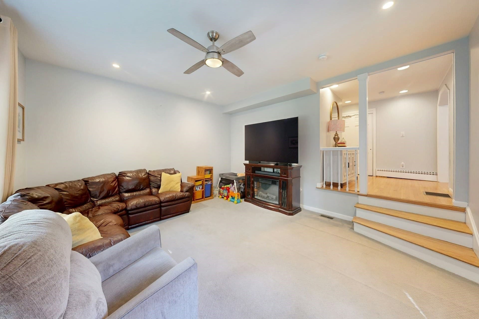 Single Family Residence at 93 Ames St, Quincy MA 02169, Quincy, photo 12 of 42