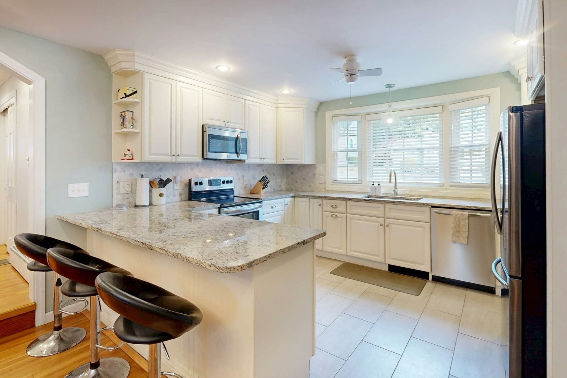 Single Family Residence at 93 Ames St, Quincy MA 02169, Quincy, photo 4 of 42