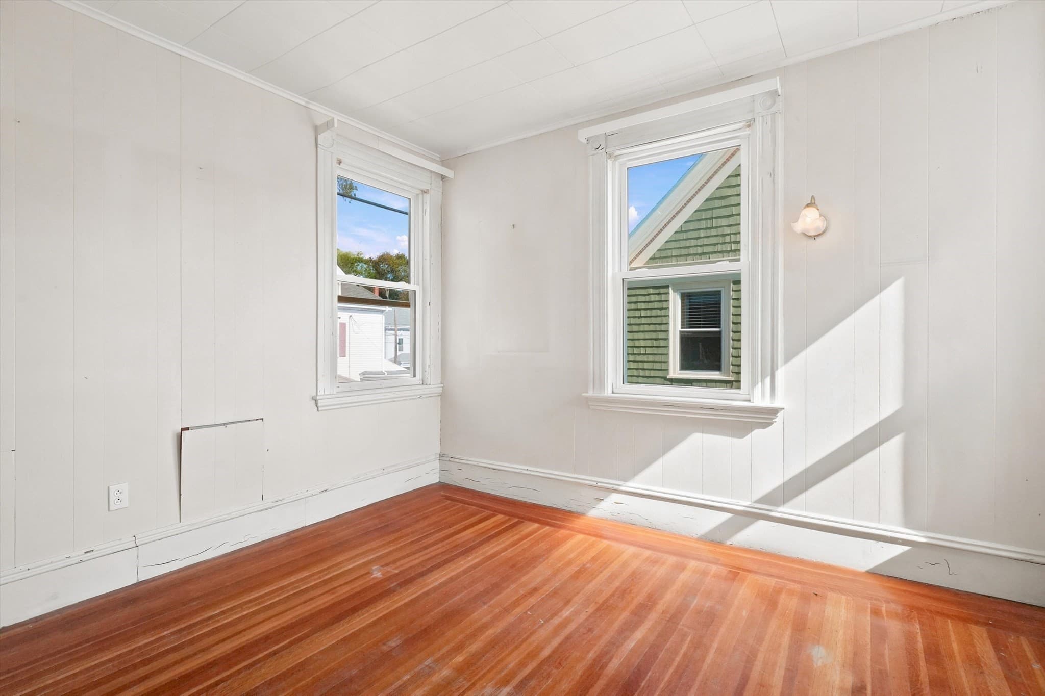 2 Family - 2 Units Up/Down at 17 Nursery Street, Salem MA 01970, Salem, photo 16 of 42