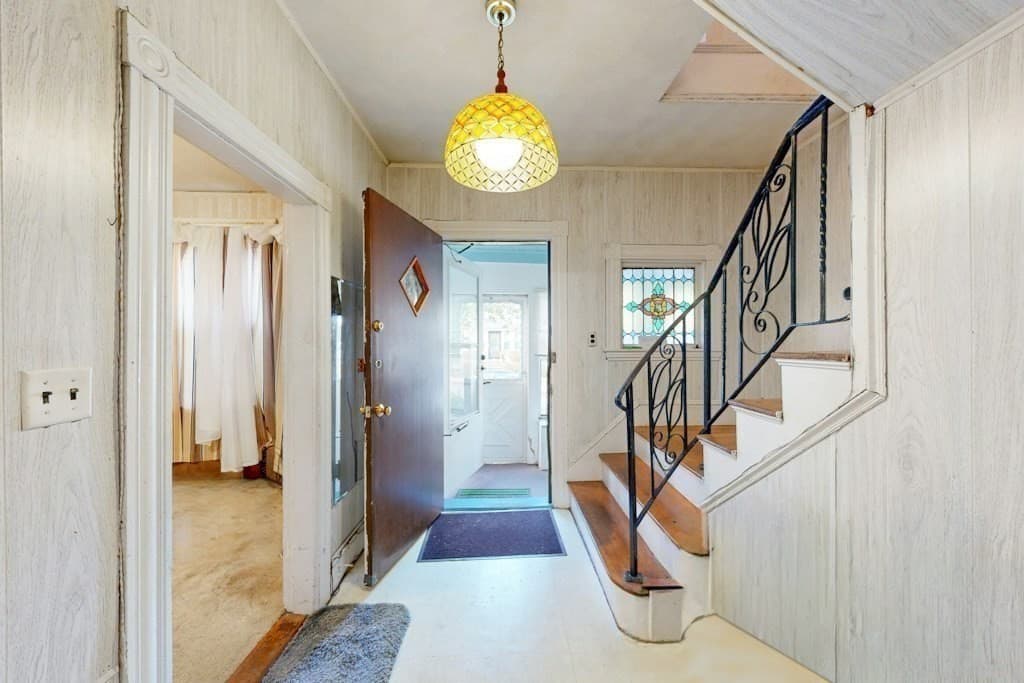 Single Family Residence at 218 West Selden Street, Boston MA 02126, Boston, photo 5 of 24