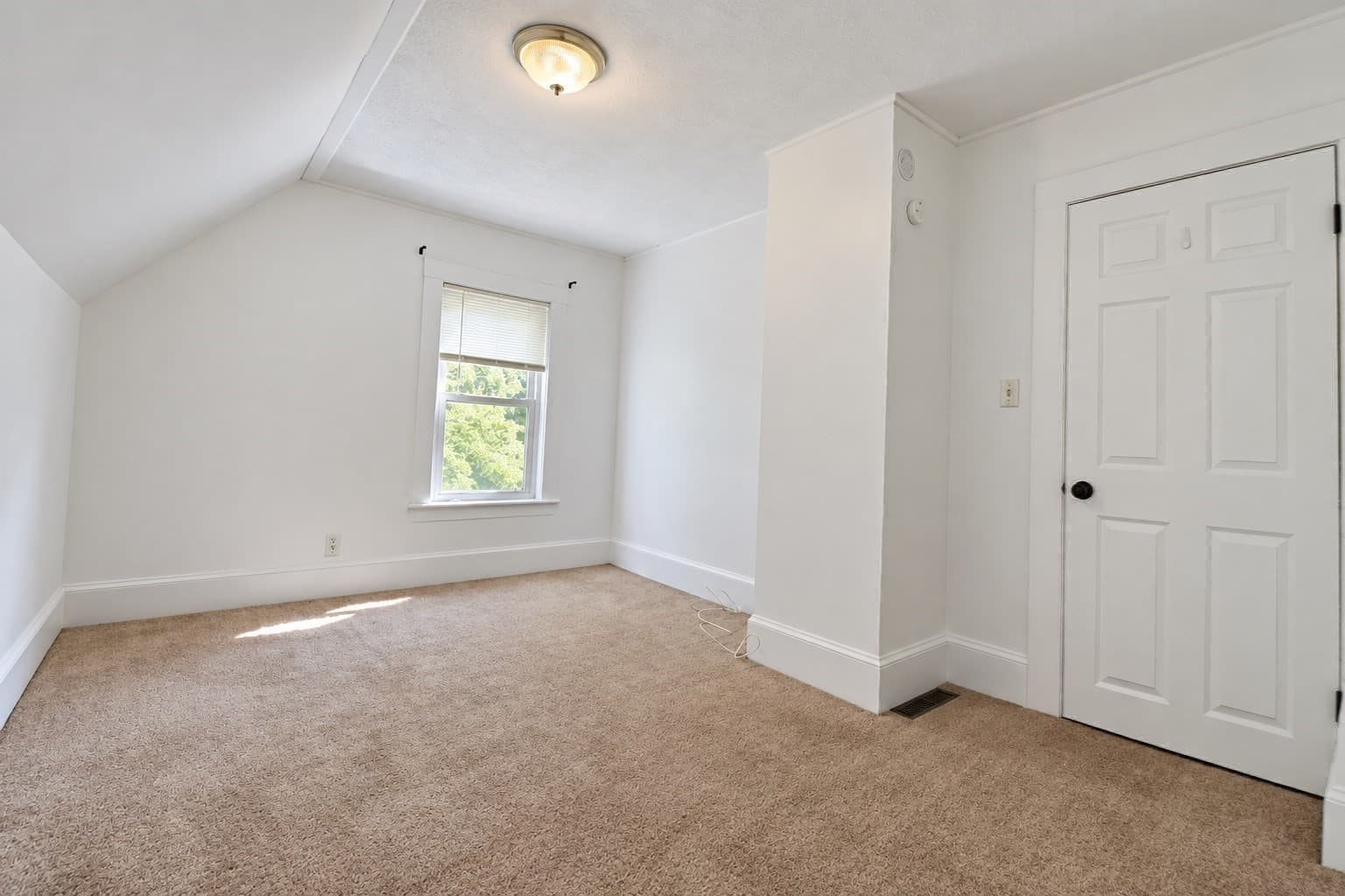 Single Family Residence at 899 S Franklin, Holbrook MA 02343, Holbrook, photo 16 of 21