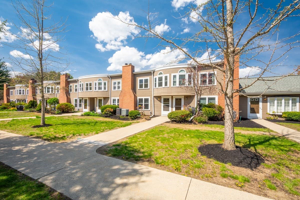Condominium at 75 Page Road # 16, Bedford MA 01730, Bedford, photo 2 of 40