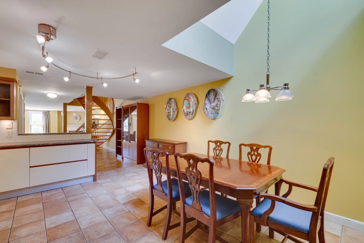 Condominium at 75 Page Road # 16, Bedford MA 01730, Bedford, photo 16 of 40