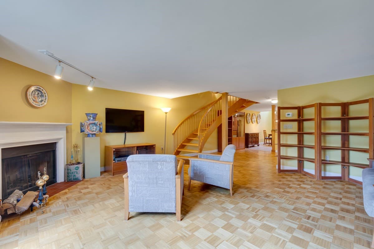 Condominium at 75 Page Road # 16, Bedford MA 01730, Bedford, photo 5 of 40