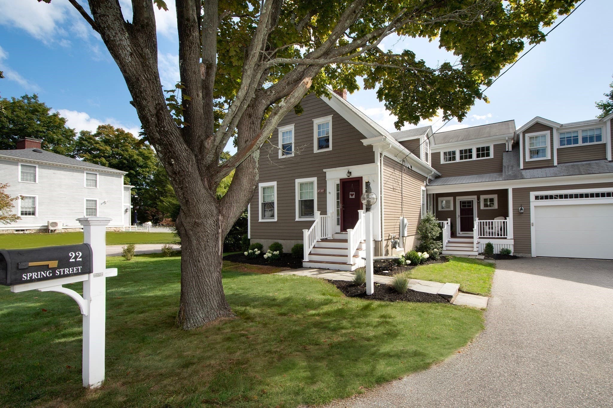 22 Spring St, Cohasset MA 02025
