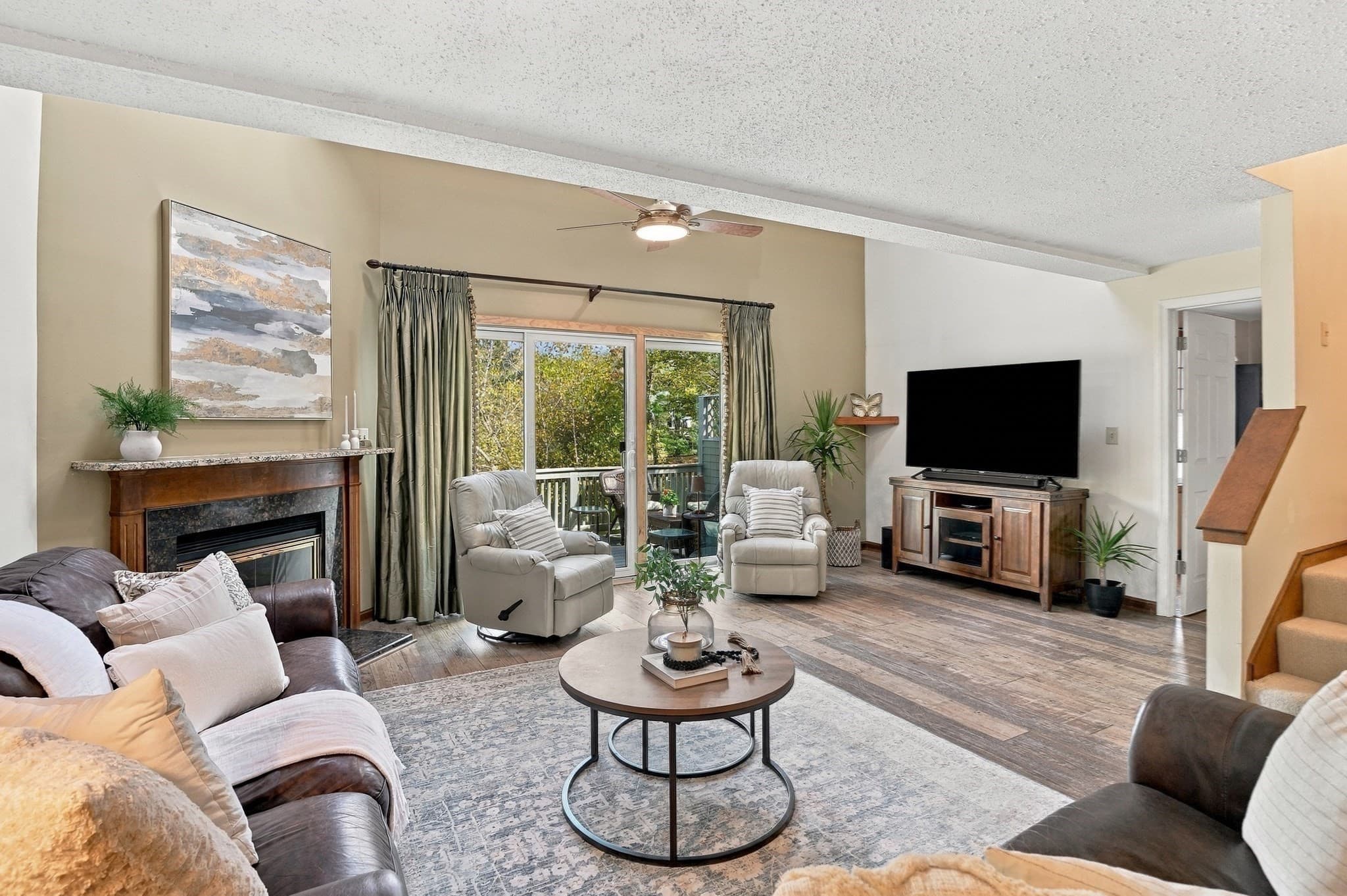 Condominium at 6 Spruce Pond Rd # 6, Franklin MA 02038, Franklin, photo 10 of 29