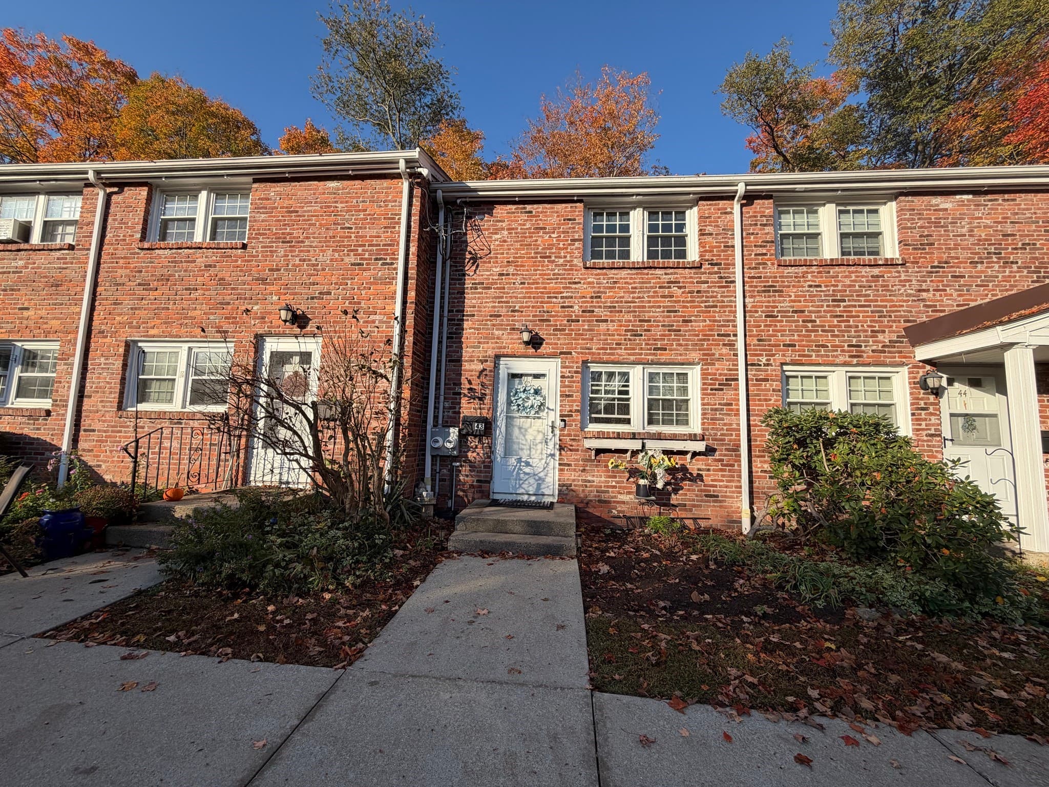Condominium at 43 Regency Dr # 43, Holliston MA 01746, photo 2 of 25