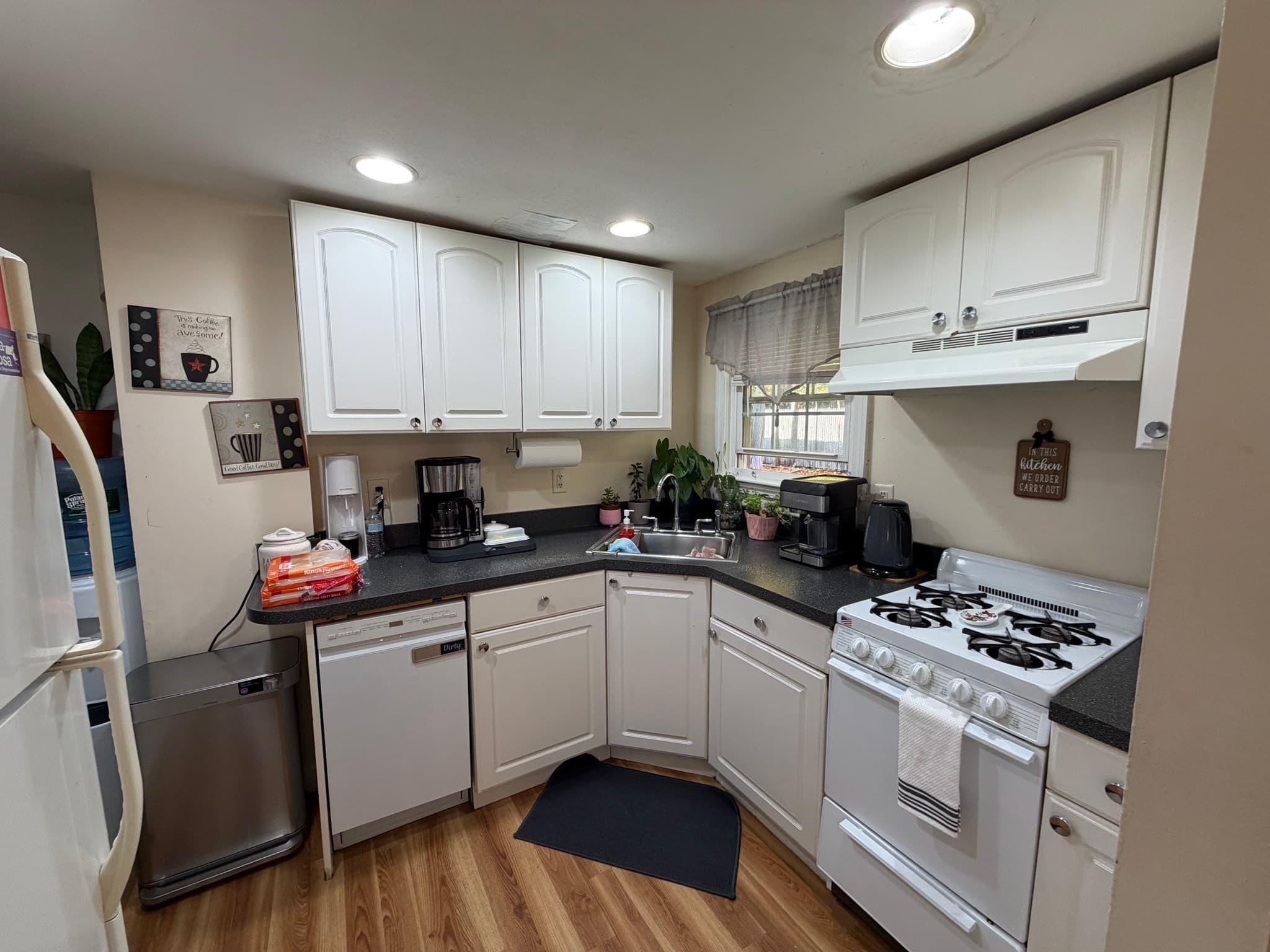 Condominium at 43 Regency Dr # 43, Holliston MA 01746, photo 9 of 25