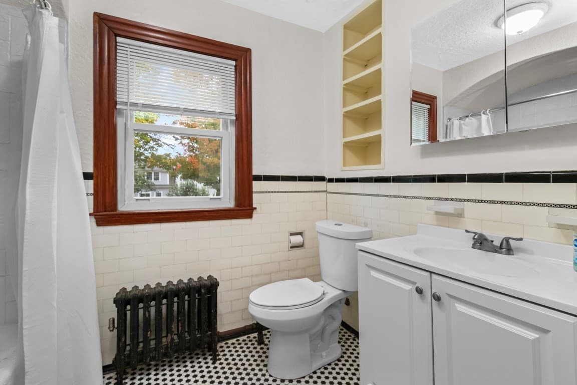 Single Family Residence at 5 Everett St, Boston MA 02122, Boston, photo 14 of 20