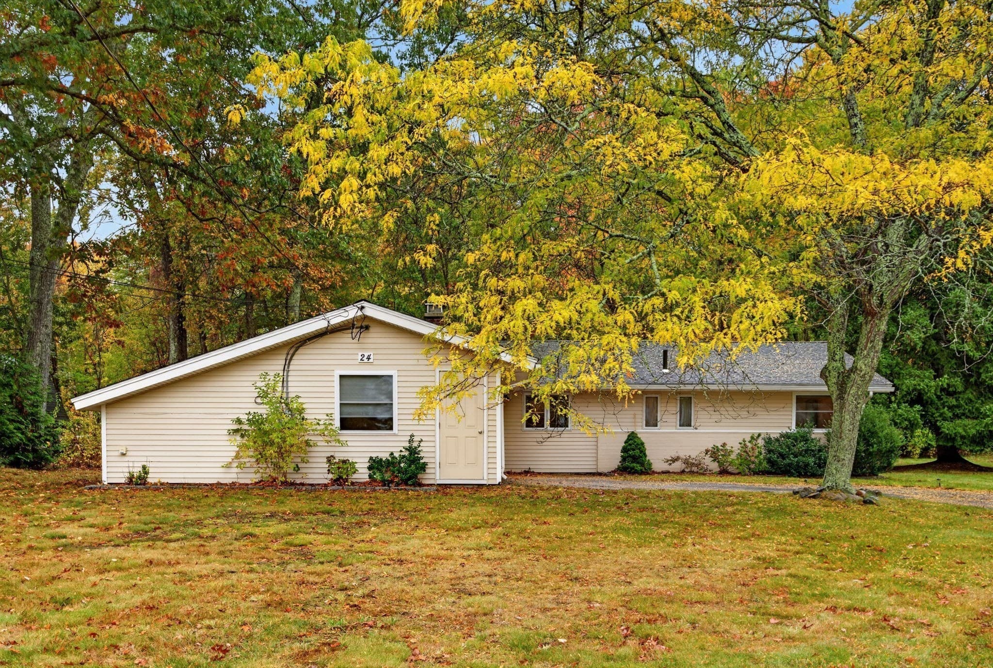 Single Family Residence at 24 Raleigh Road, Framingham MA 01701, Framingham, photo 2 of 35