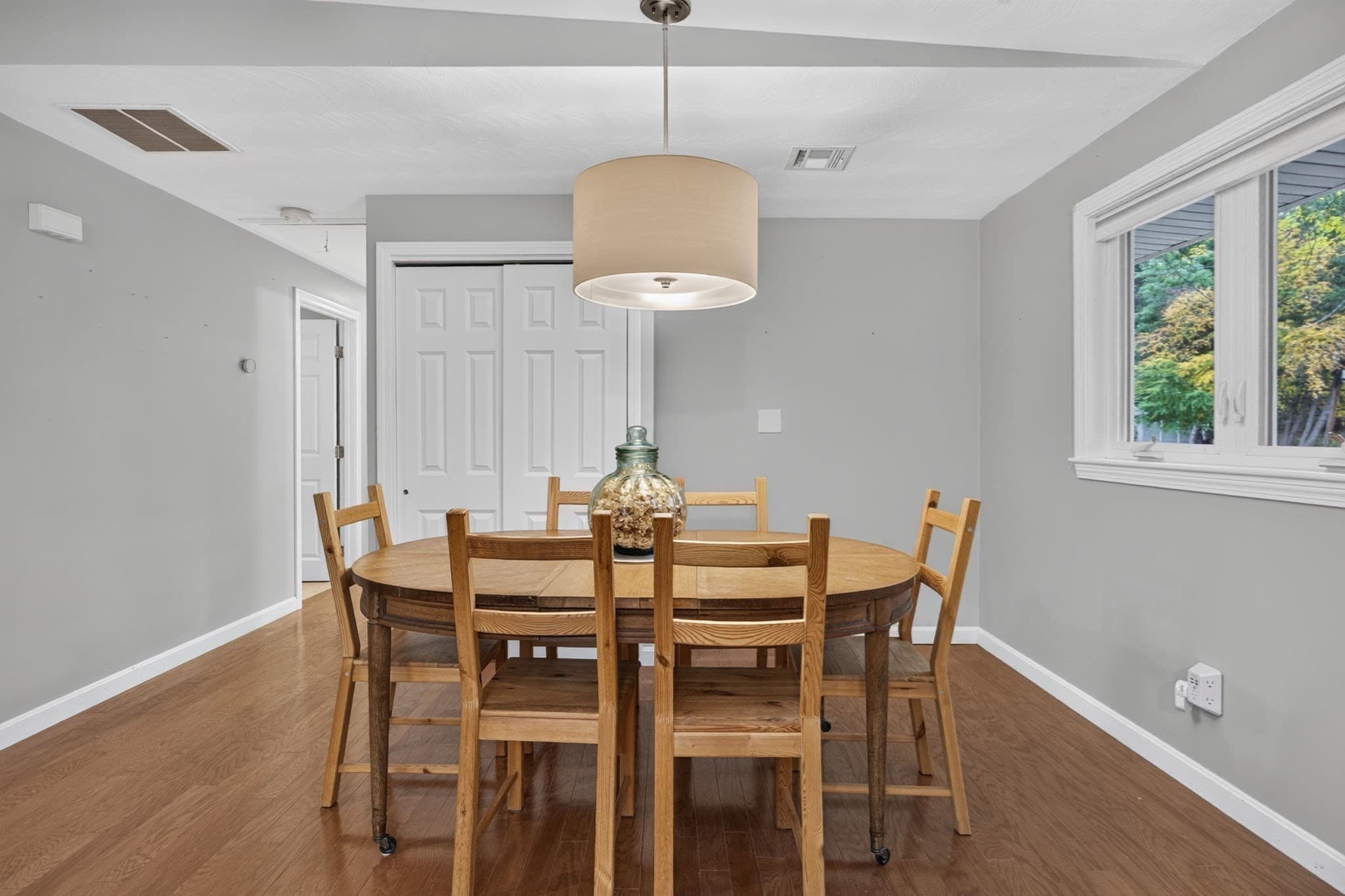 Single Family Residence at 24 Raleigh Road, Framingham MA 01701, Framingham, photo 12 of 35