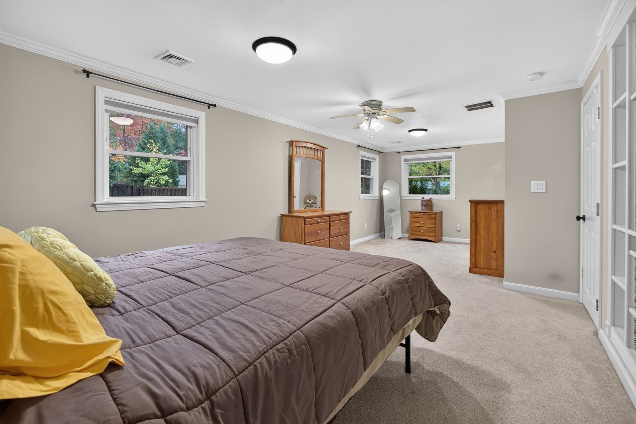 Single Family Residence at 24 Raleigh Road, Framingham MA 01701, Framingham, photo 24 of 35