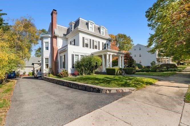 3 Family at 33 Yale Ave, Wakefield MA 01880, Wakefield, photo 3 of 38