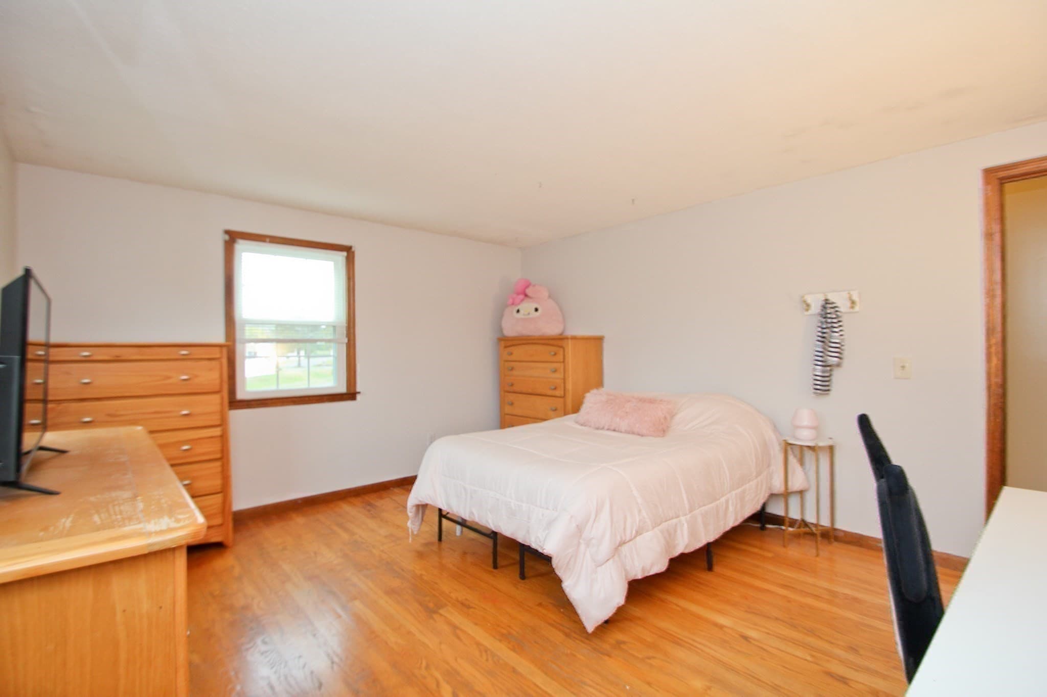 Single Family Residence at 9 Stony Hill Rd, Agawam MA 01030, photo 22 of 40